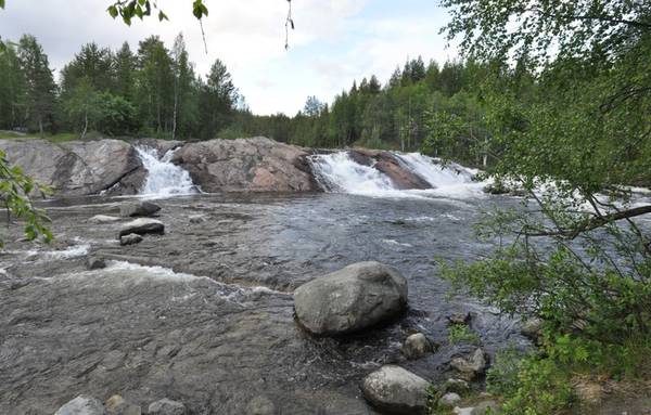 Из Кандалакши — к Колвицкому водопаду