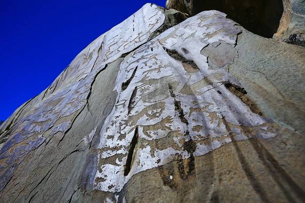Аутентичный Алтай: петроглифы, курганы и водопад Бельтертуюк