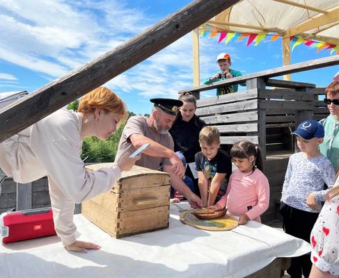 В гостях у мастера корабельного дела