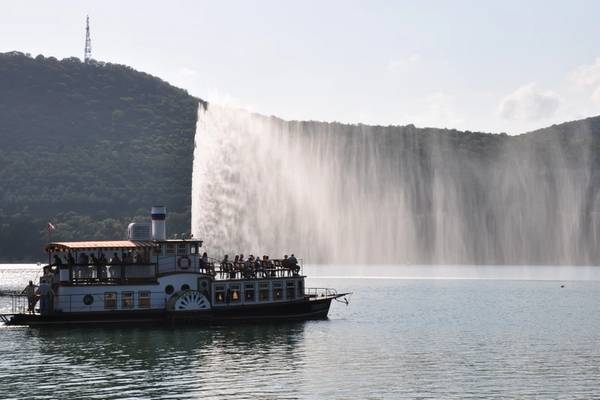 Ах, Абрау! Игристая прогулка-знакомство с Абрау-Дюрсо