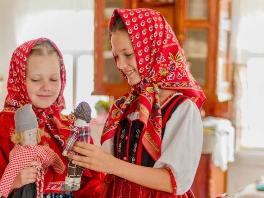 Пёстрый Каргополь: сарафаны, платки и кулинарный мастер-класс