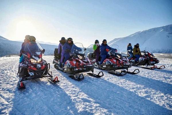 В Хибины — на снегоходах