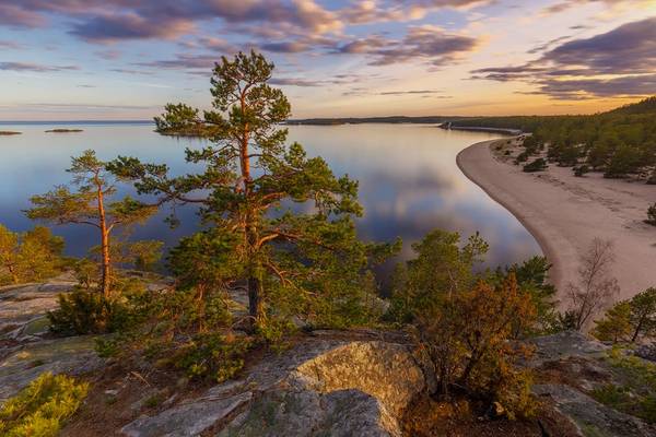 Пляжи и скалы острова Койонсаари