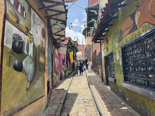 По Боготе — с русскими колумбийцами