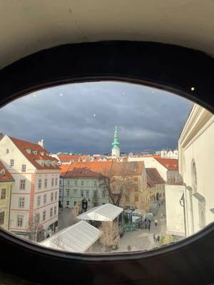 Скрытые сокровища столицы Словакии на классической обзорной экскурсии