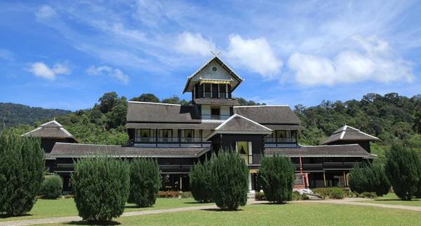 Из Куала-Лумпура — в Сри Менанти, королевское сердце Негери-Сембилан