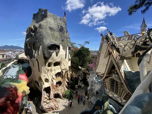 Авторская экскурсия из Фантьета в горный Далат (всё включено)