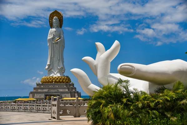 Буддийский храмовый комплекс Наньшань — из Саньи